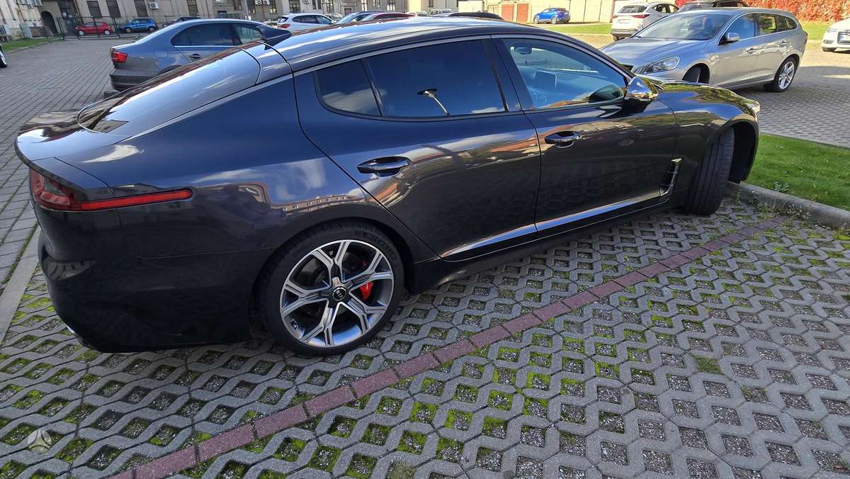Kia Stinger, 3.3 l., hatchback