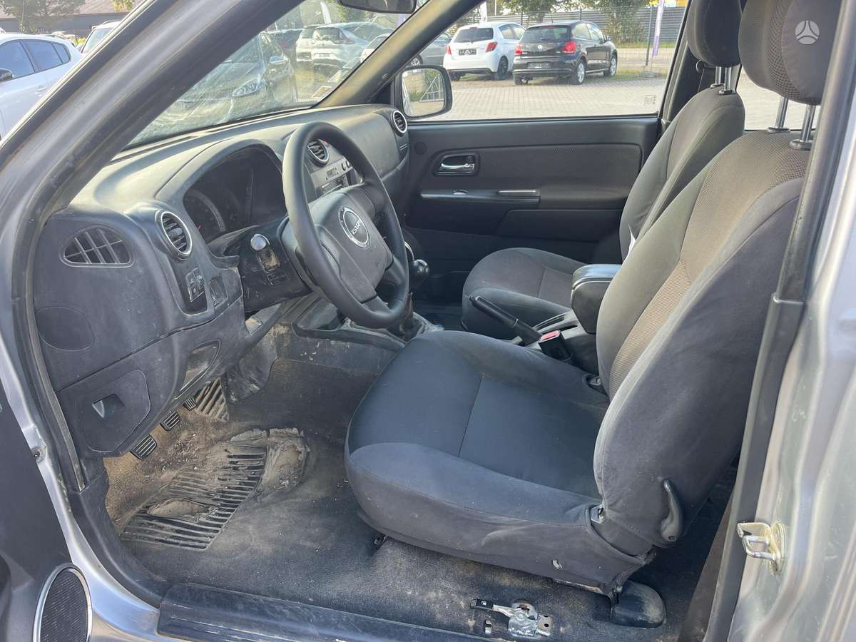 Isuzu D-Max, 2.5 l., Пикап
