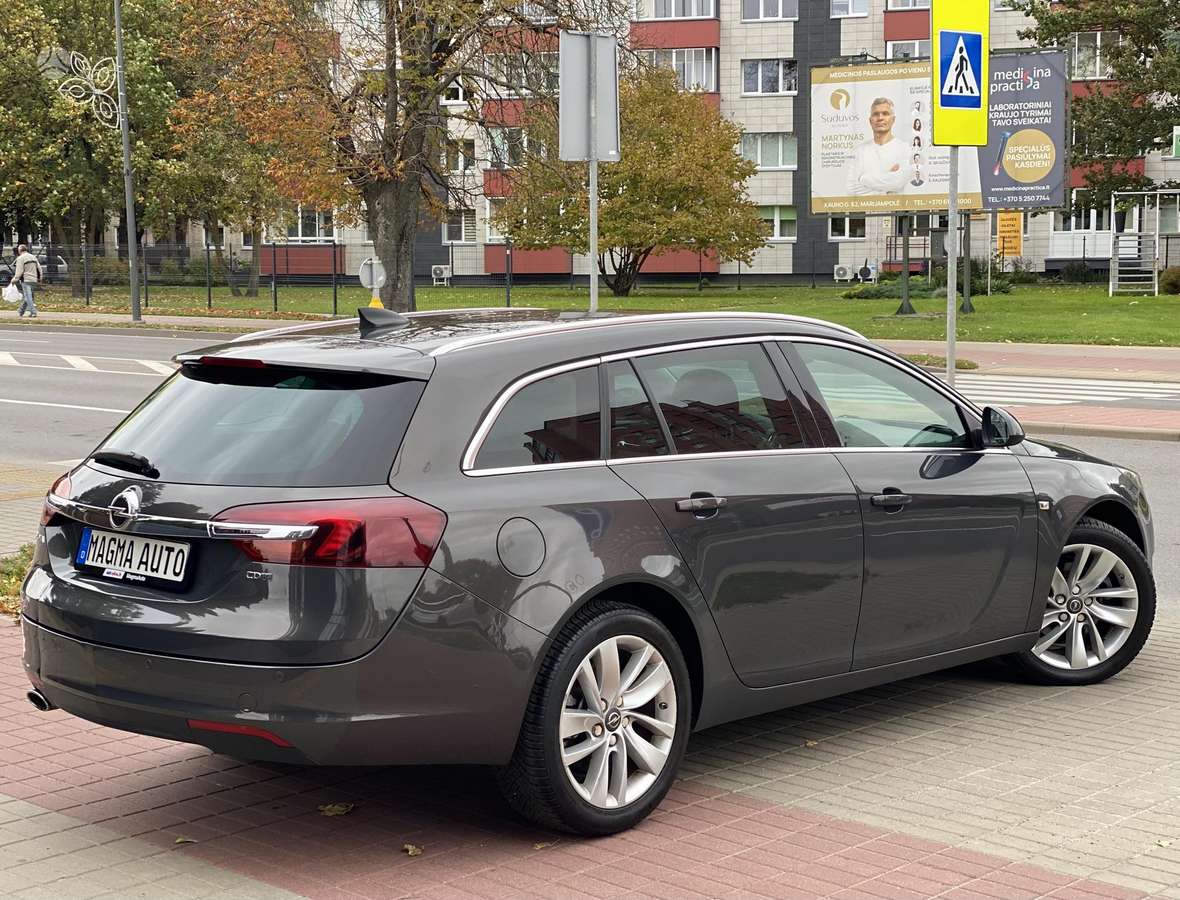 Opel Insignia, 2.0 l., Универсал