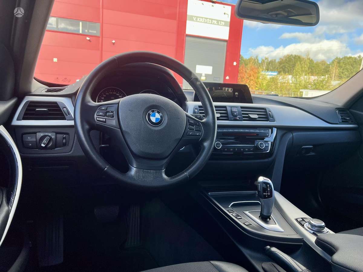 BMW 320, 2.0 l., Универсал