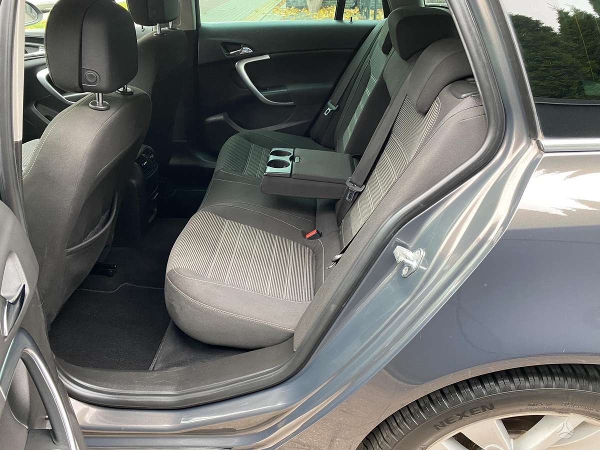 Opel Insignia, 2.0 l., Универсал