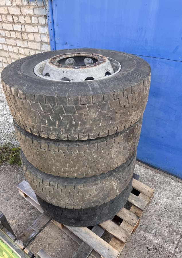 Double Coin RLB450, universalios 315/70 R22,5