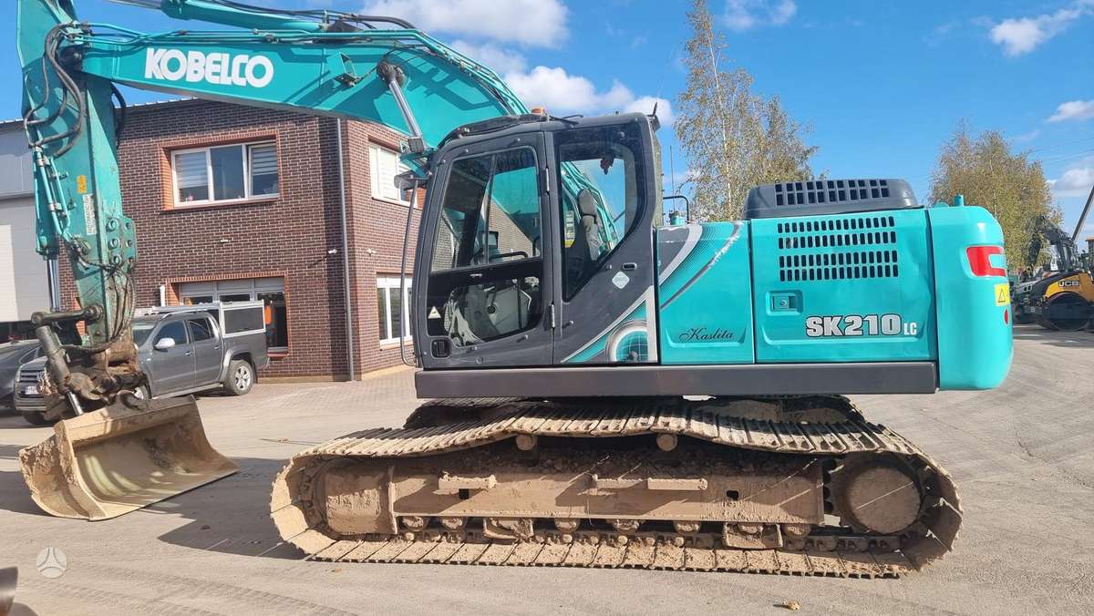 Kobelco SK 210LC-10, экскаваторы