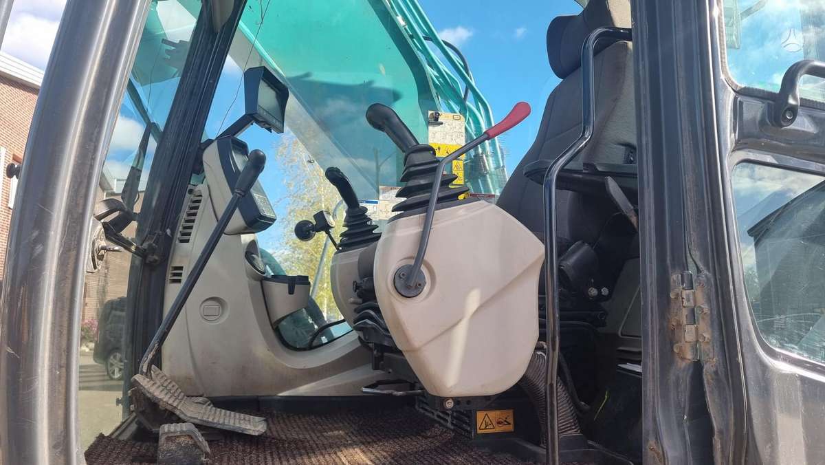 Kobelco SK 210LC-10, экскаваторы