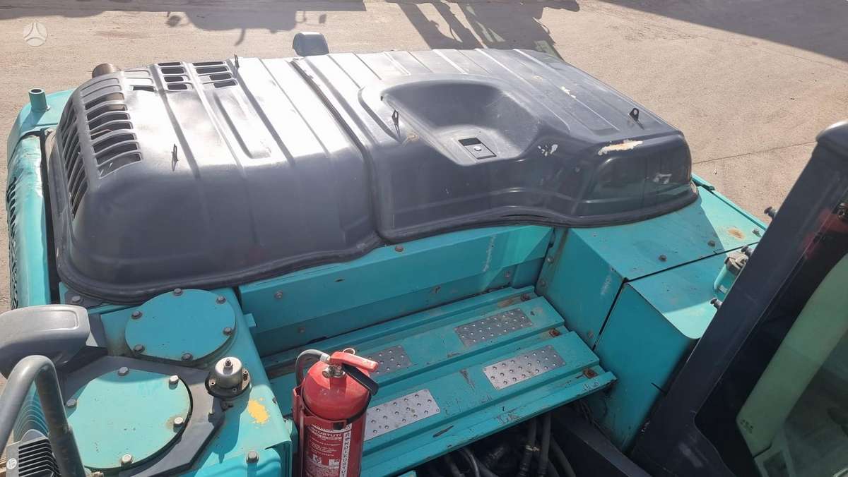 Kobelco SK 210LC-10, excavator