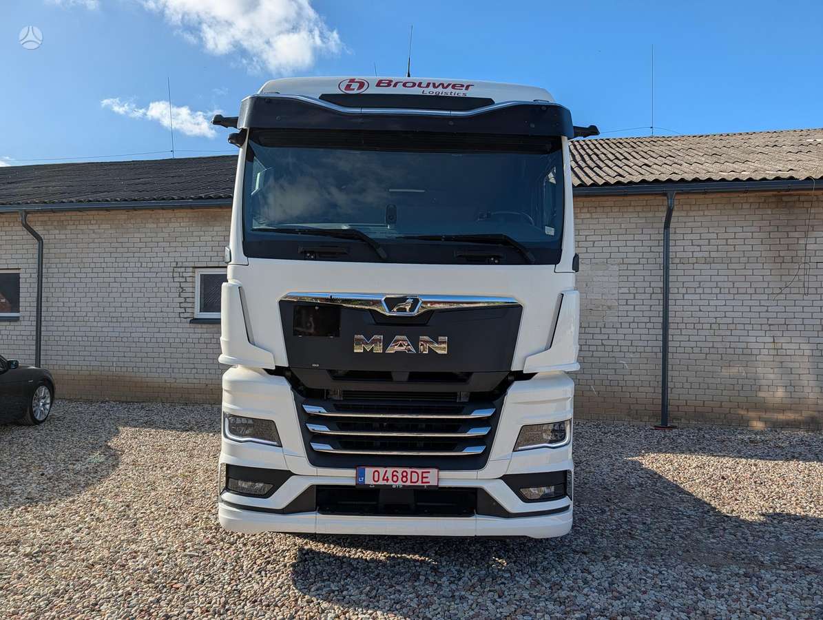 MAN TGX 18.520, 2 miegamosios vietos