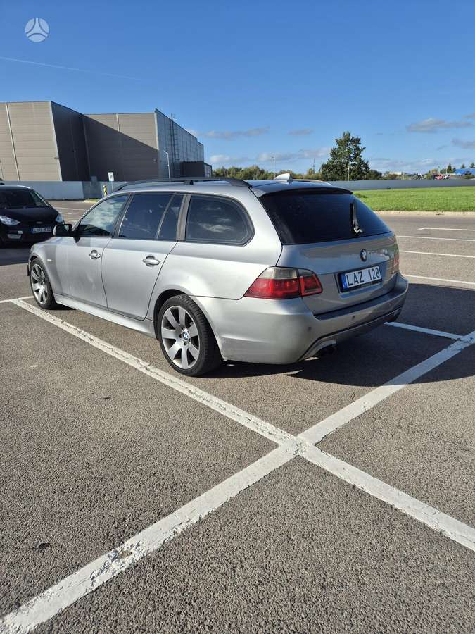 BMW 530, 3.0 l., wagon