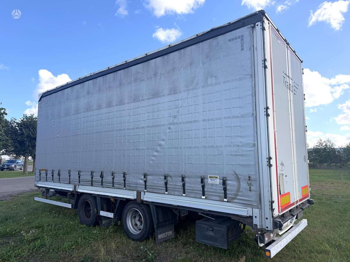 Wielton R19.5 SAF/disk, curtainsider with dropside