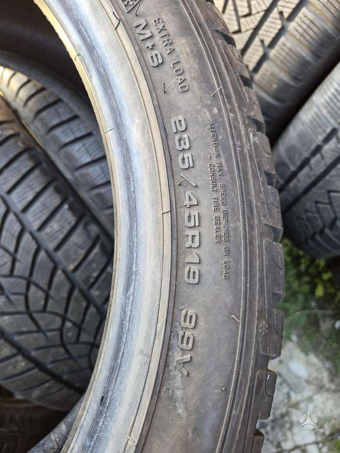 Goodyear, зимние 235/45 R19