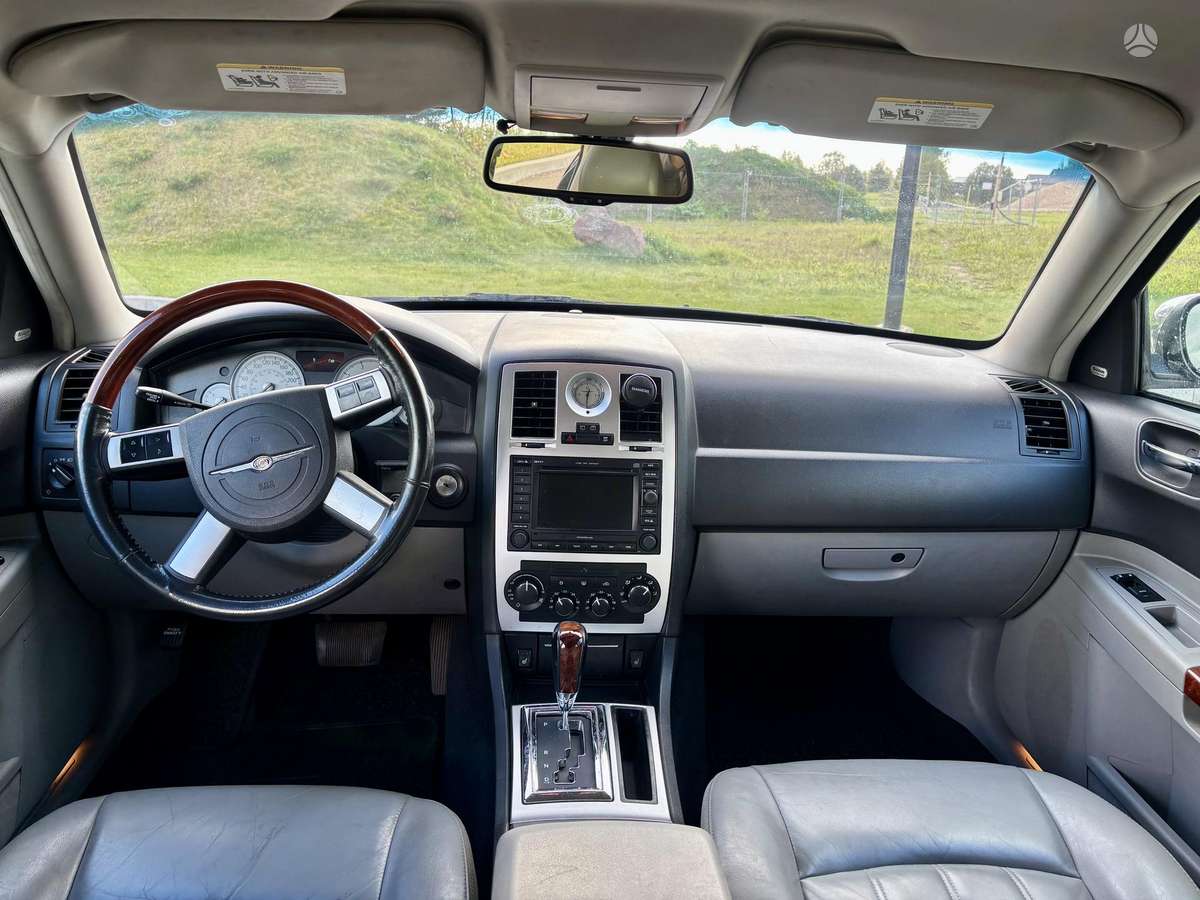 Chrysler 300C, 3.0 l., Универсал