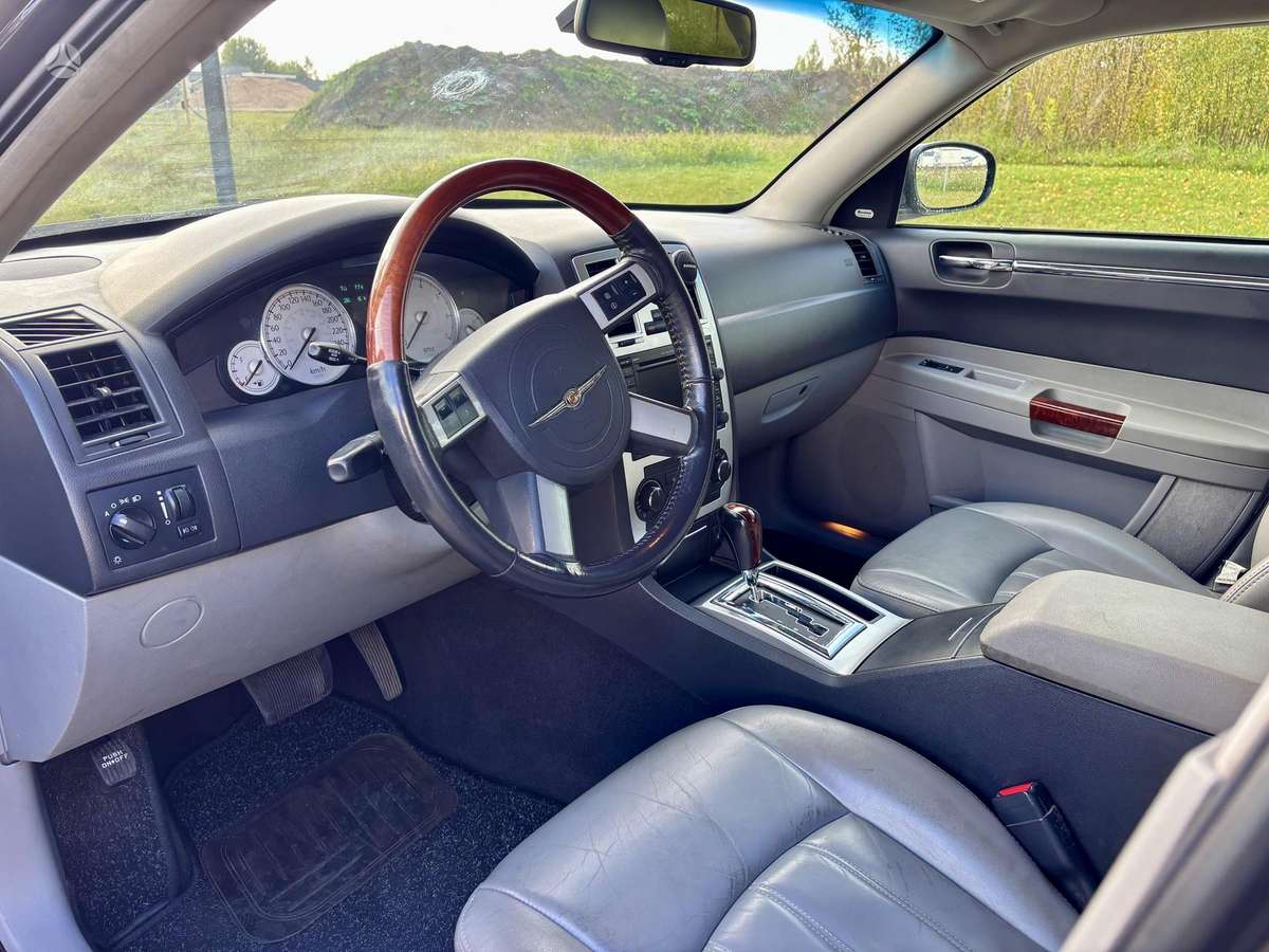 Chrysler 300C, 3.0 l., wagon