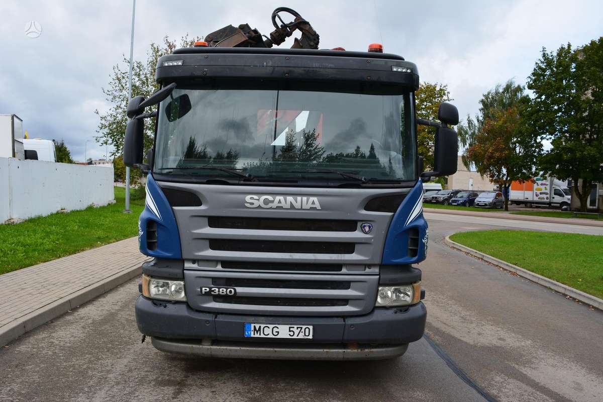 Scania P380, hooklift trucks