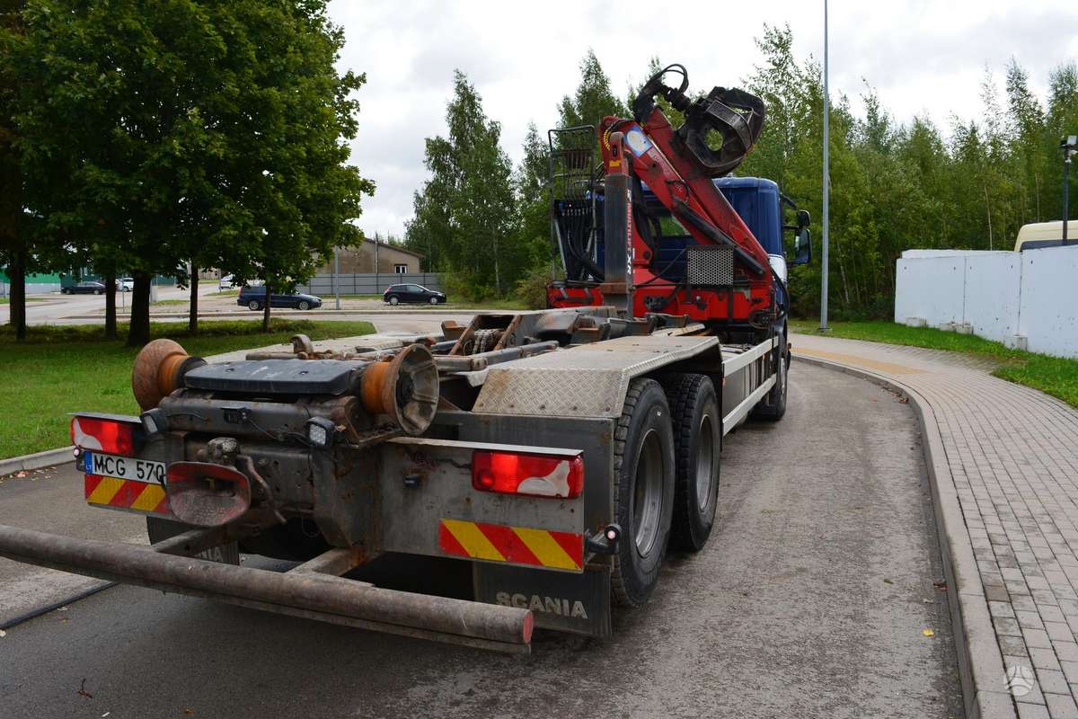 Scania P380, hooklift trucks