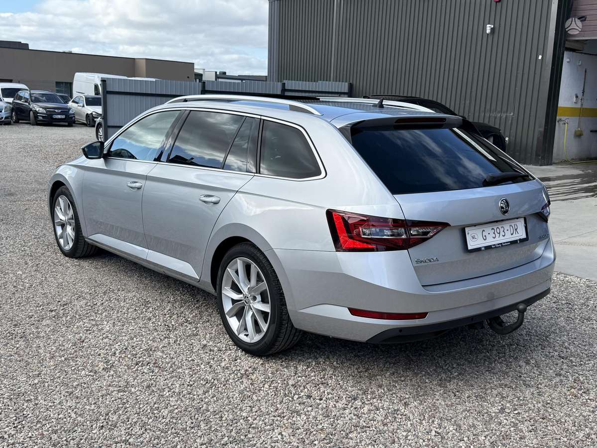 Skoda Superb, 2.0 l., Универсал
