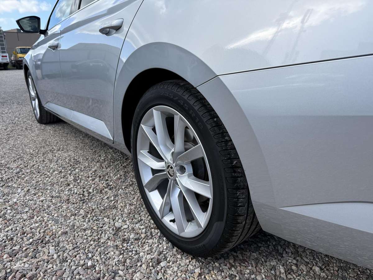 Skoda Superb, 2.0 l., Универсал