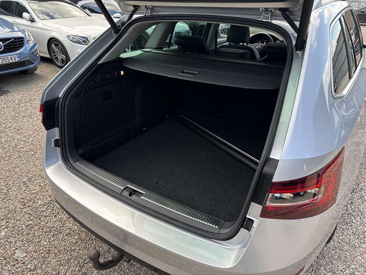Skoda Superb, 2.0 l., Универсал