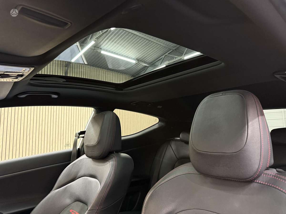 Kia Ceed, 1.6 l., Хэтчбек