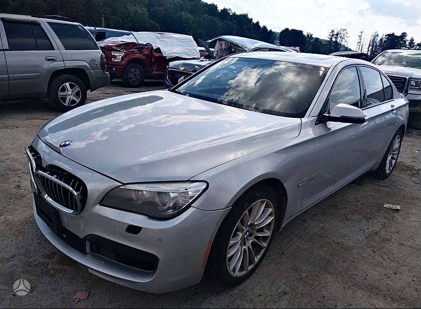 BMW 740, 3.0 l., Седан
