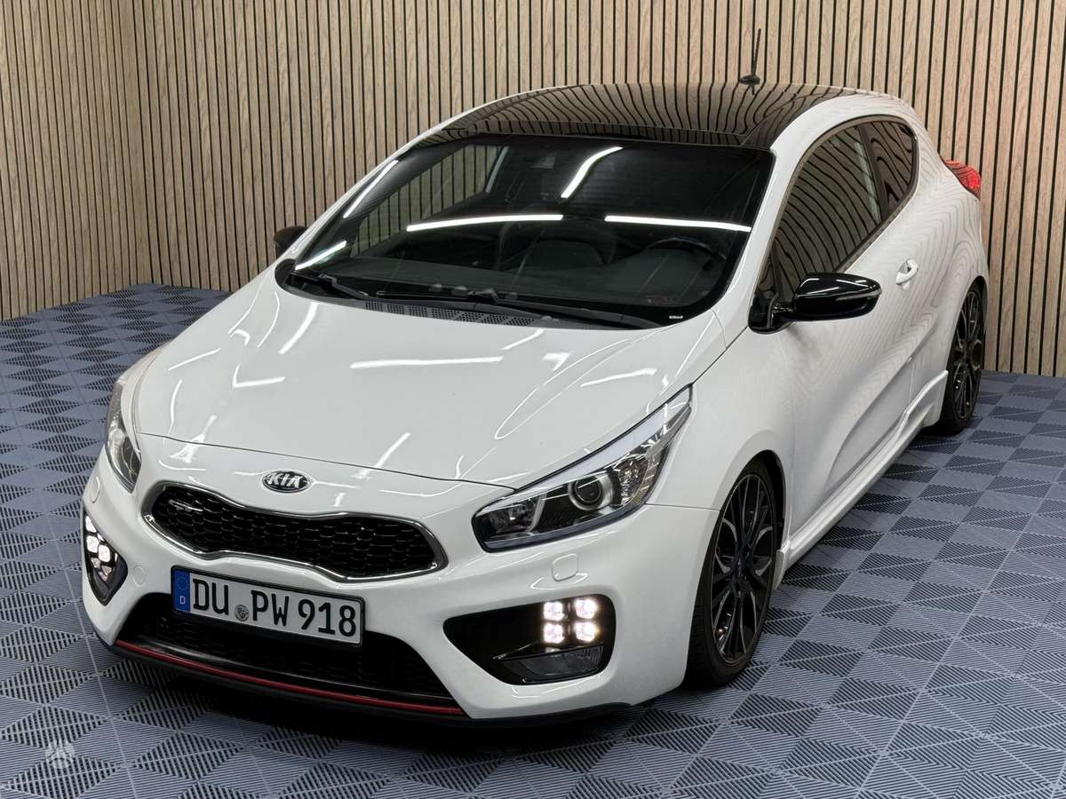 Kia Ceed, 1.6 l., hatchback