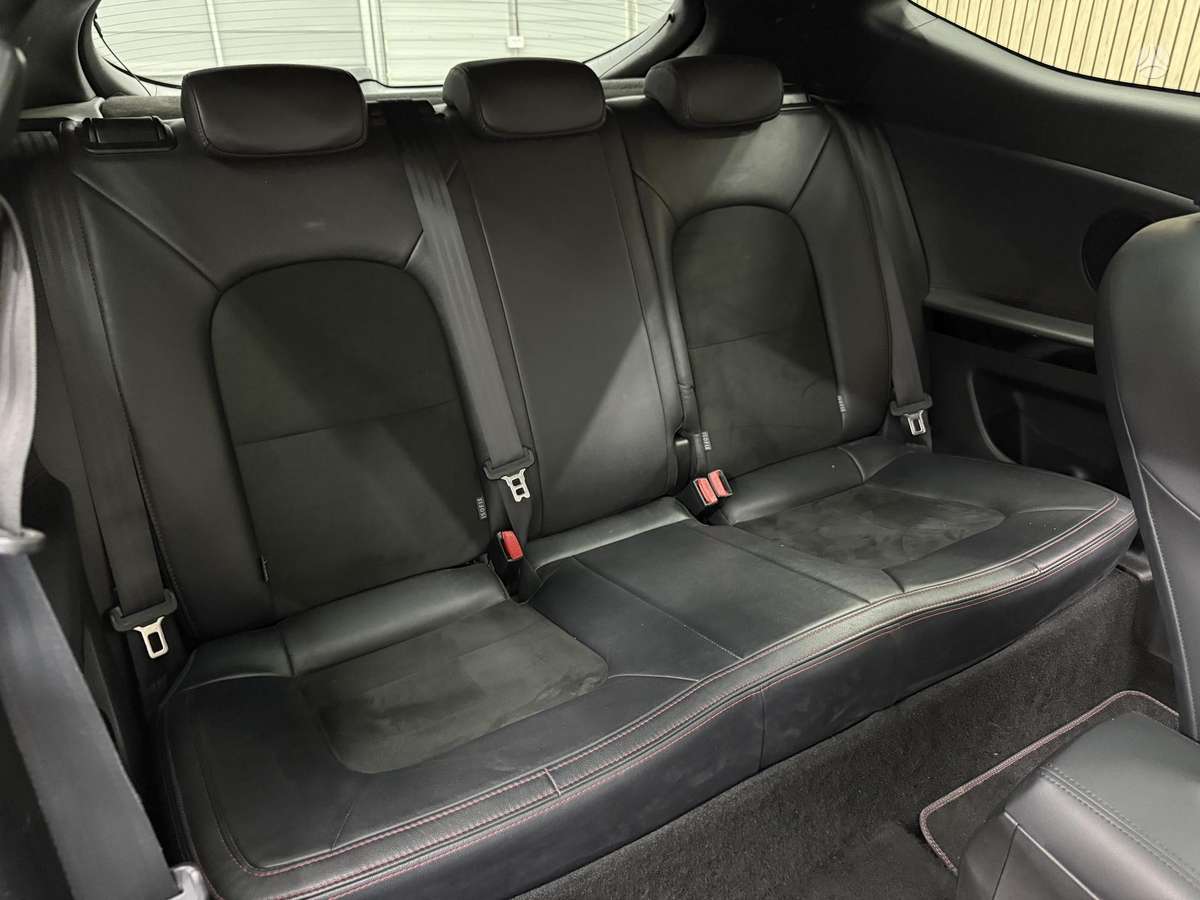 Kia Ceed, 1.6 l., hatchback