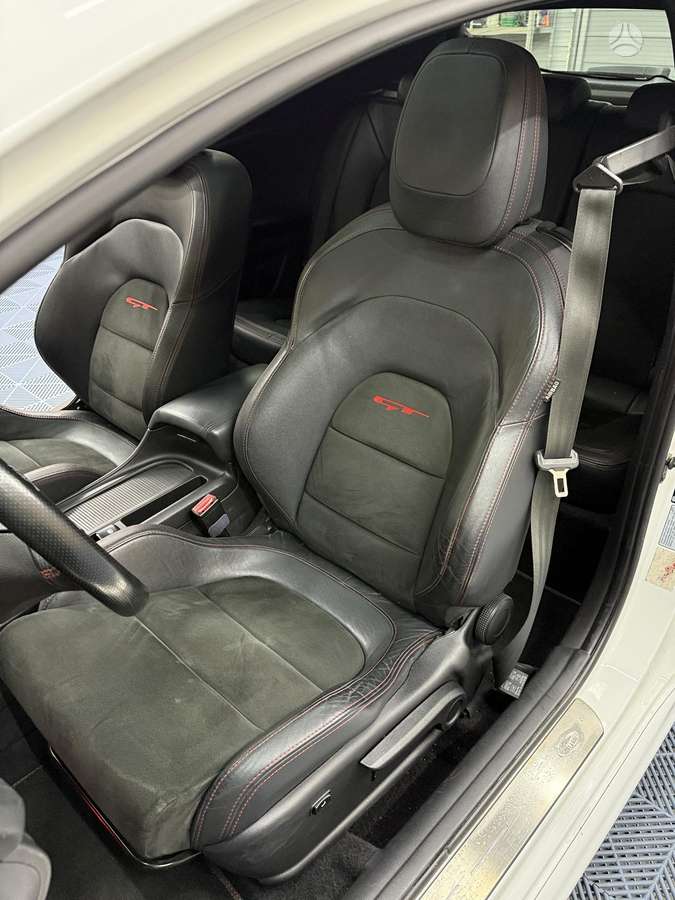 Kia Ceed, 1.6 l., hatchback