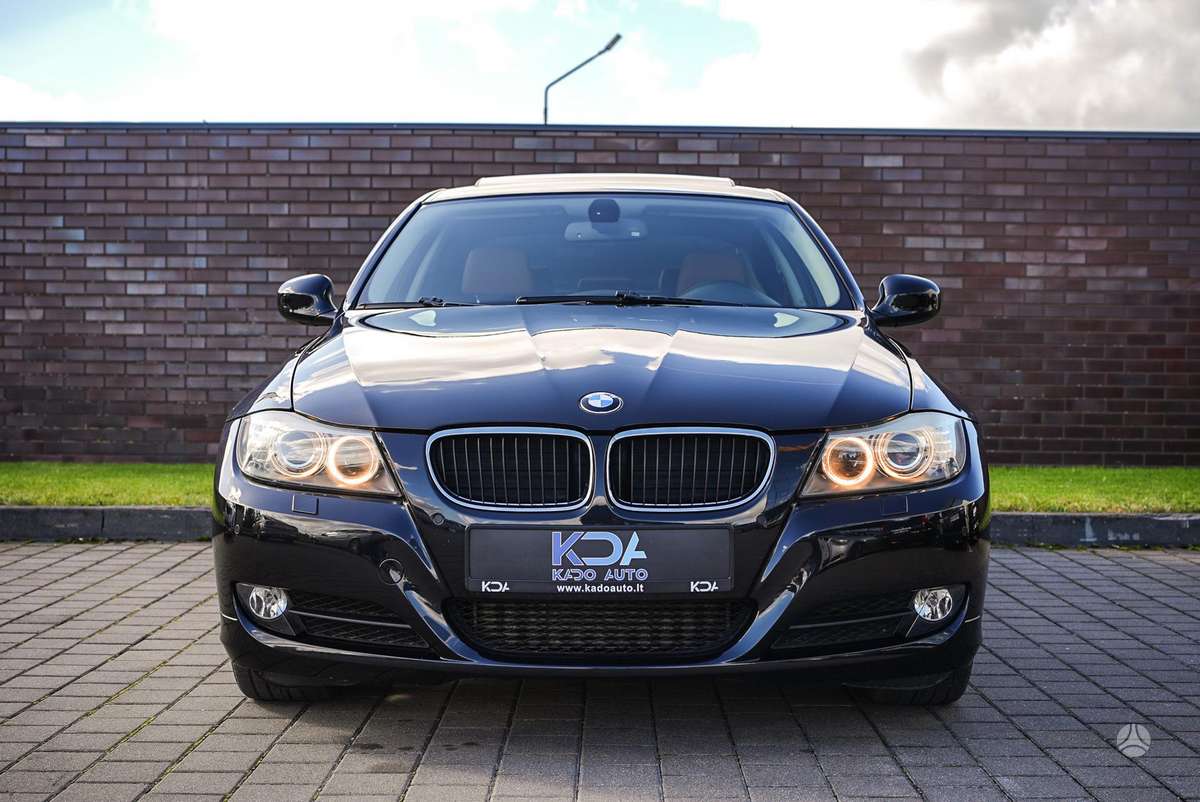 BMW 320, 2.0 l., Седан