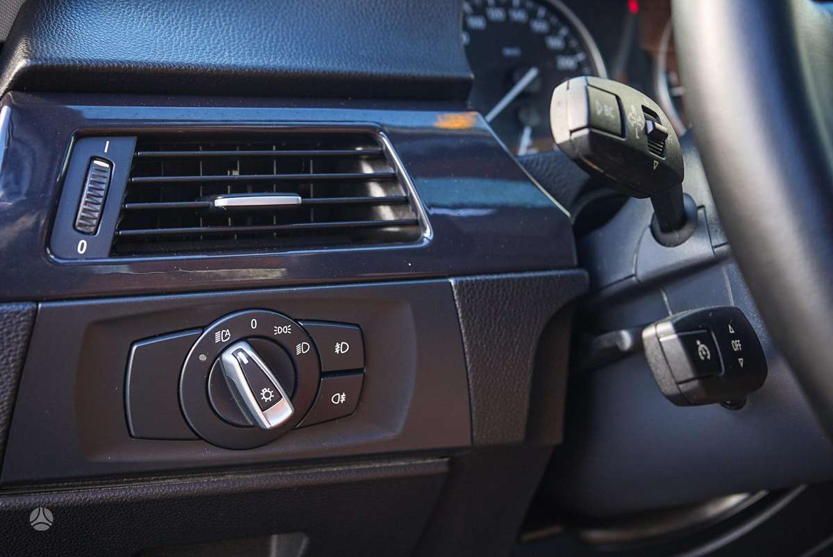 BMW 320, 2.0 l., Седан