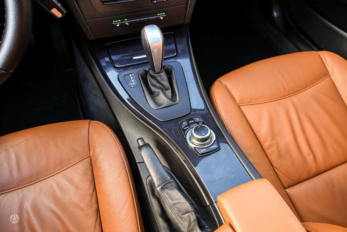 BMW 320, 2.0 l., Седан