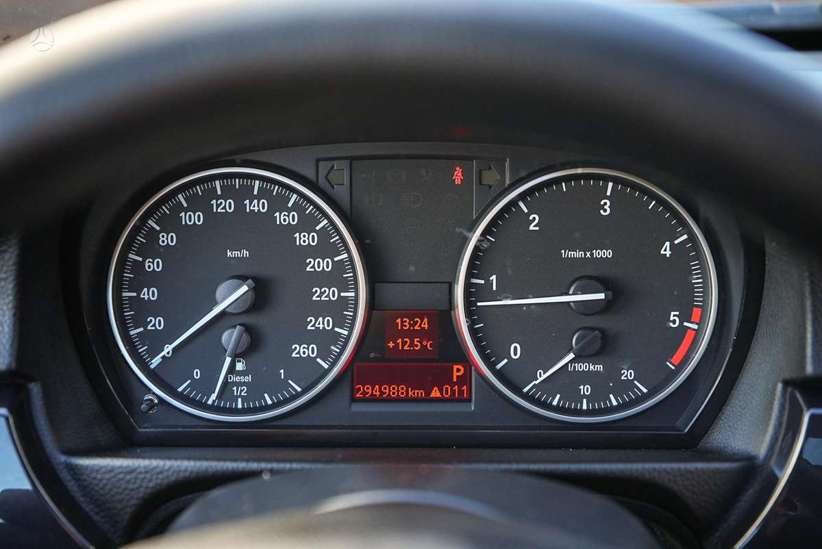 BMW 320, 2.0 l., Седан