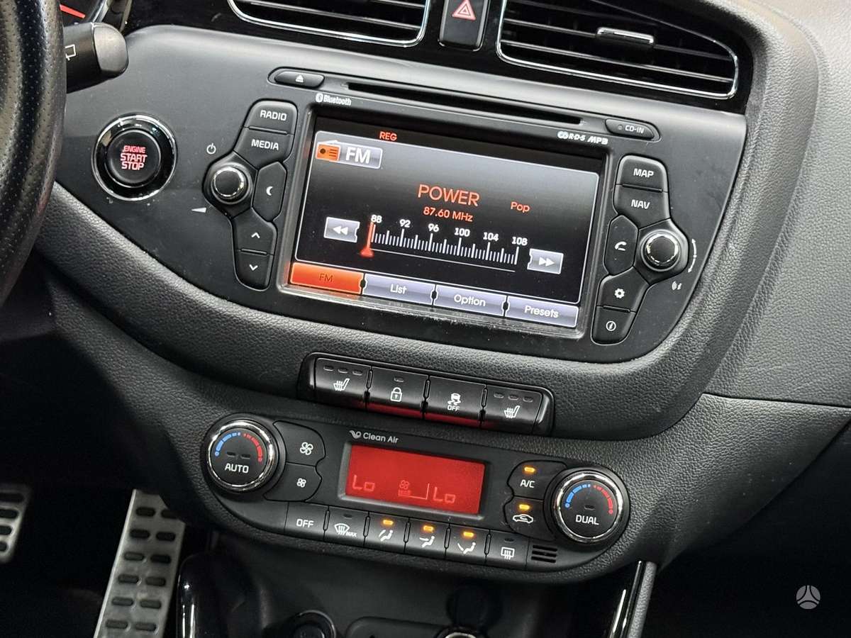 Kia Ceed, 1.6 l., hatchback