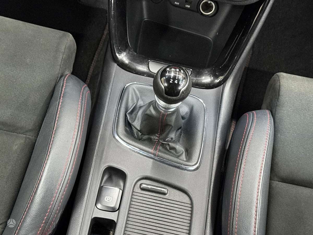 Kia Ceed, 1.6 l., hatchback