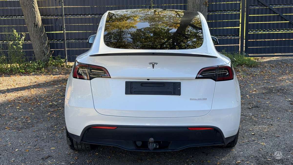 Tesla Model Y, 82 kWh, hečbekas