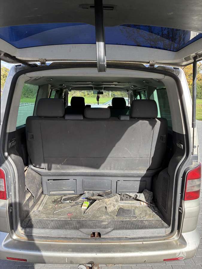 Volkswagen Multivan, 2.5 l., Минивэн