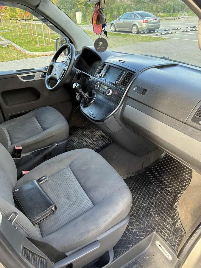 Volkswagen Multivan, 2.5 l., Минивэн