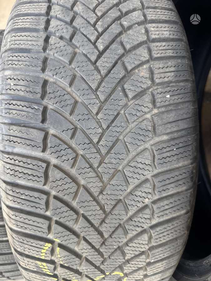 Bridgestone, зимние 235/50 R19