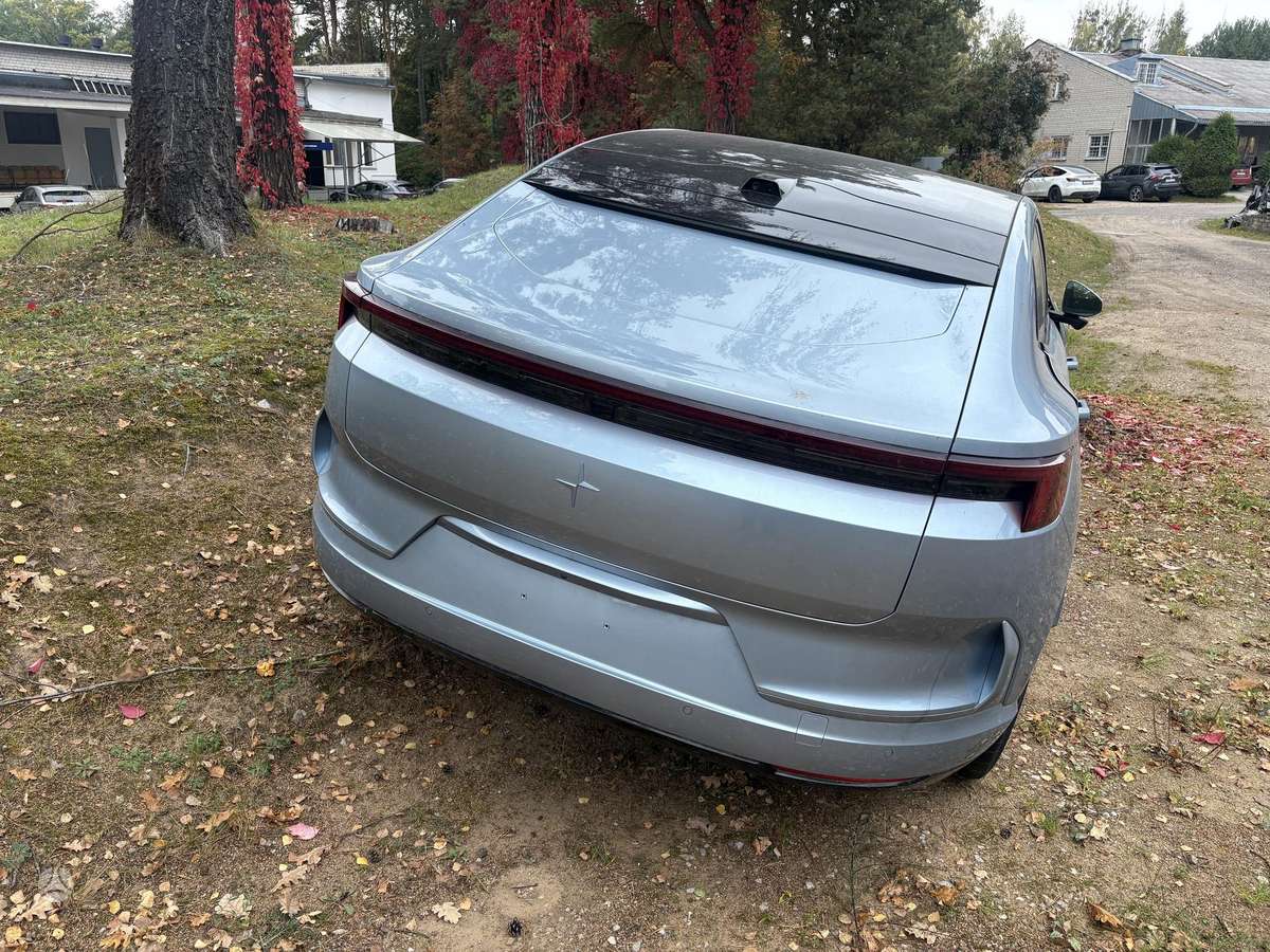 Polestar 4 Priekis apsviles