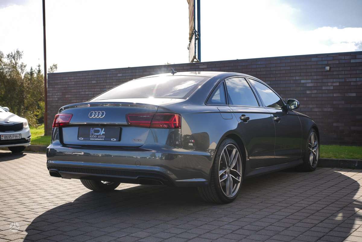 Audi A6, 3.0 l., Седан
