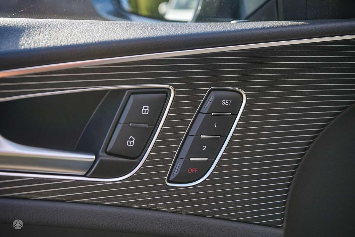 Audi A6, 3.0 l., Седан