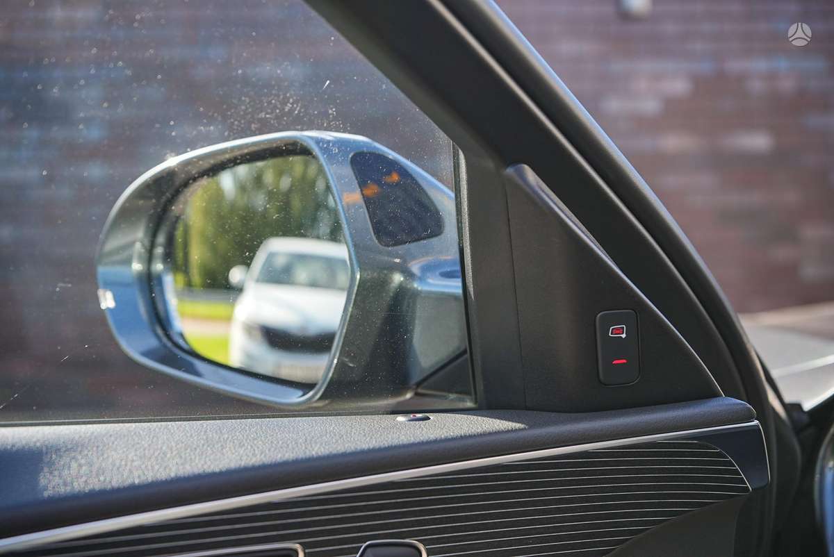 Audi A6, 3.0 l., Седан