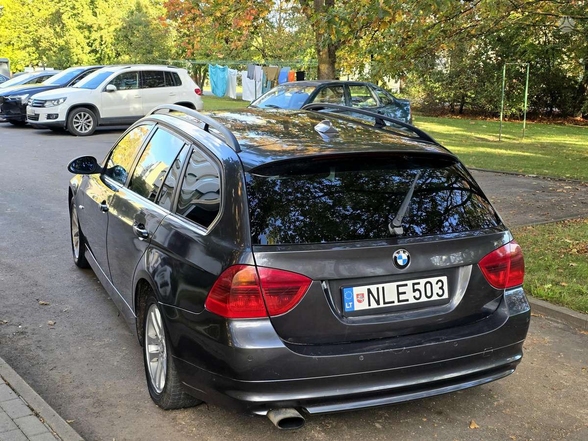 BMW 320, 2.0 l., wagon