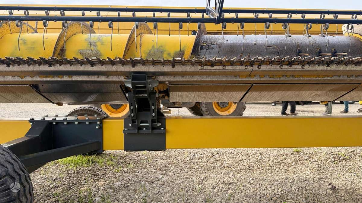 New Holland CX8.90, комбайны
