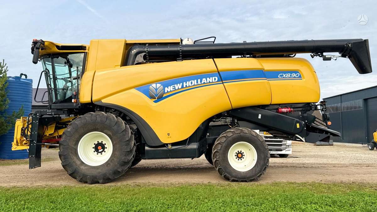 New Holland CX8.90, комбайны