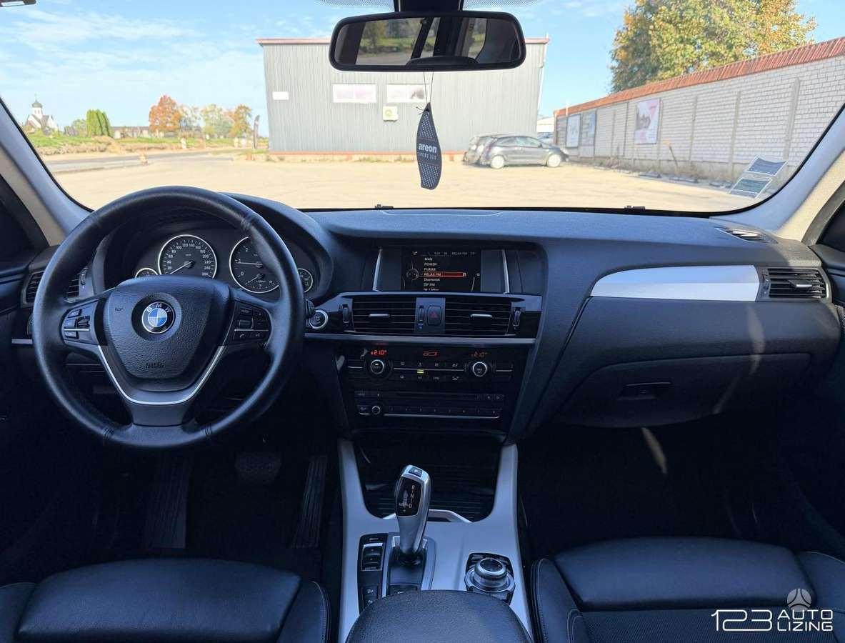 BMW X3, 2.0 l., off-road / crossover