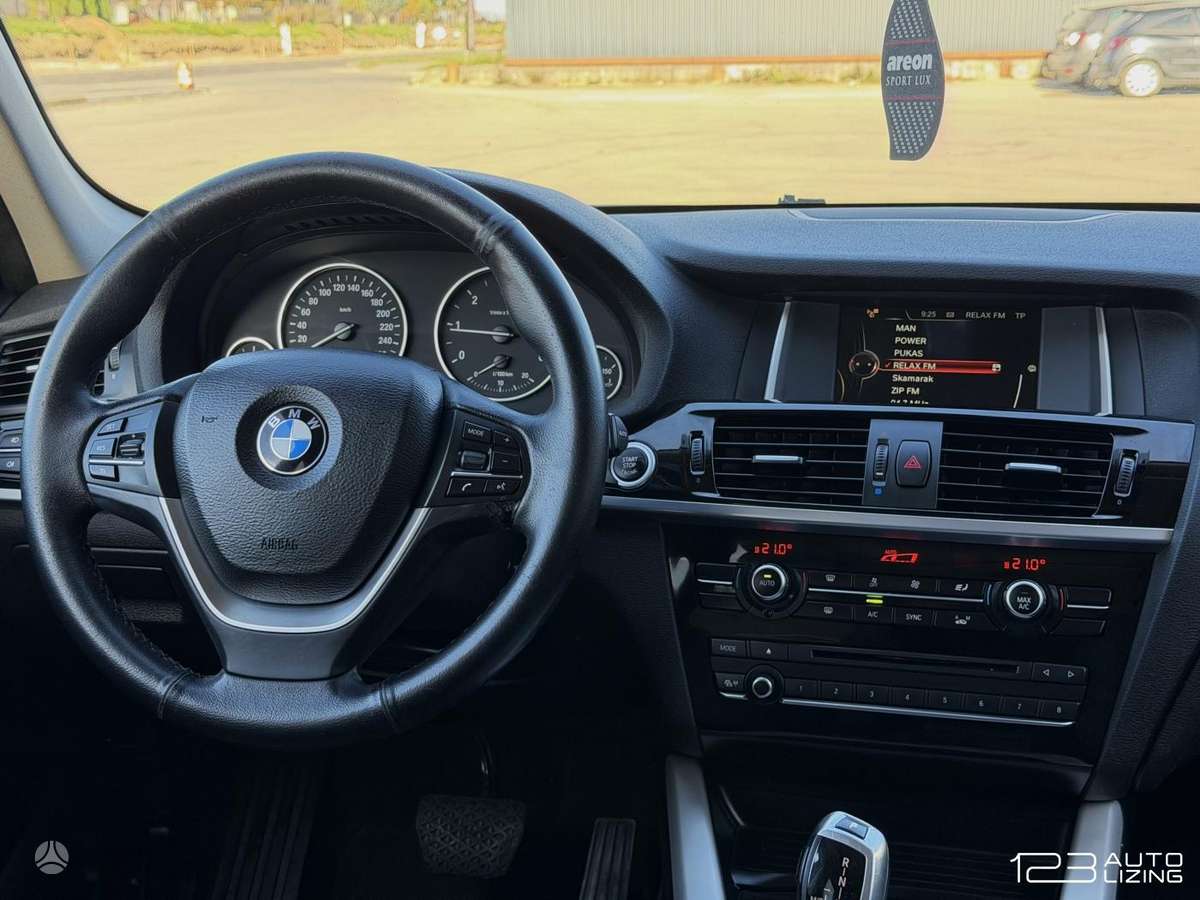 BMW X3, 2.0 l., off-road / crossover