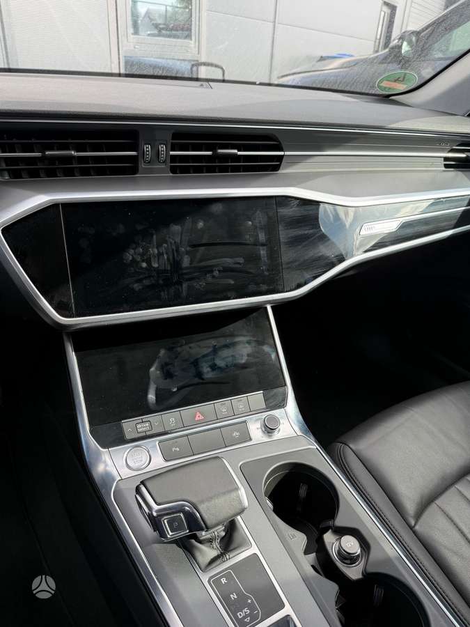 Audi A6, 2.0 l., universalas