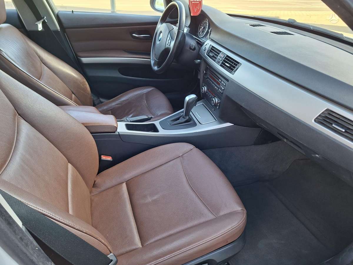 BMW 325, 3.0 l., wagon