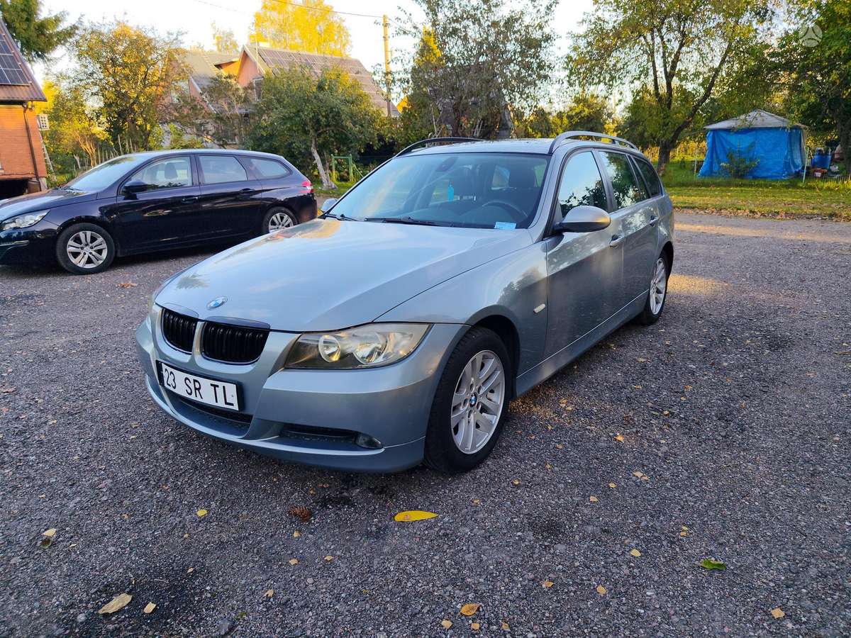 BMW 318, 2.0 l., wagon