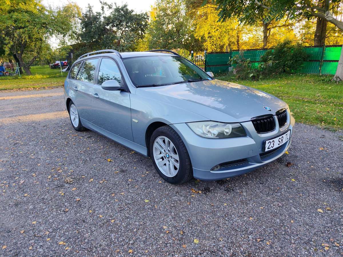 BMW 318, 2.0 l., wagon
