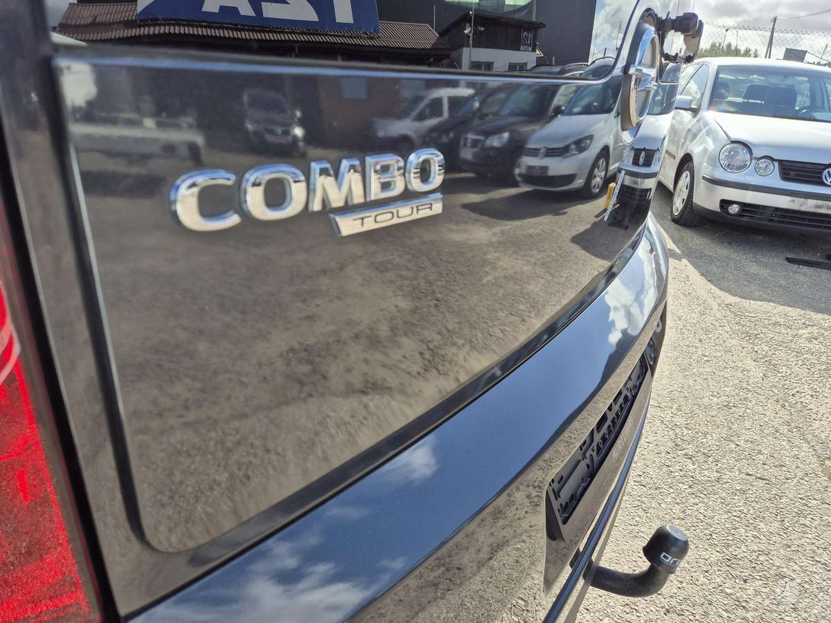 Opel Combo, 1.6 l., Минивэн