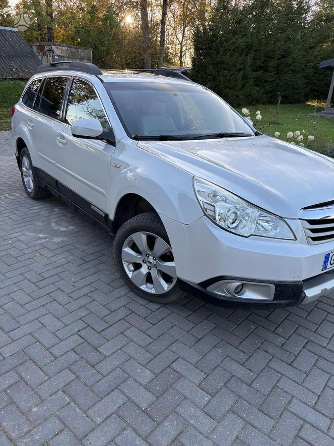 Subaru Outback, 2.5 l., universalas